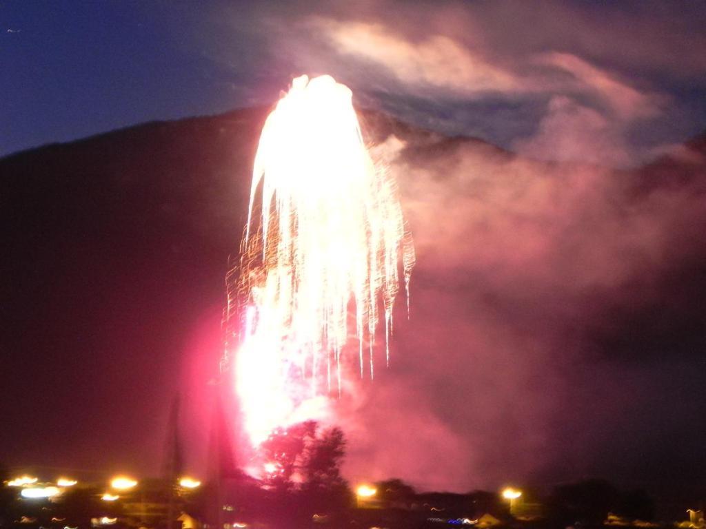 Destiny Beach Resort Osoyoos Esterno foto