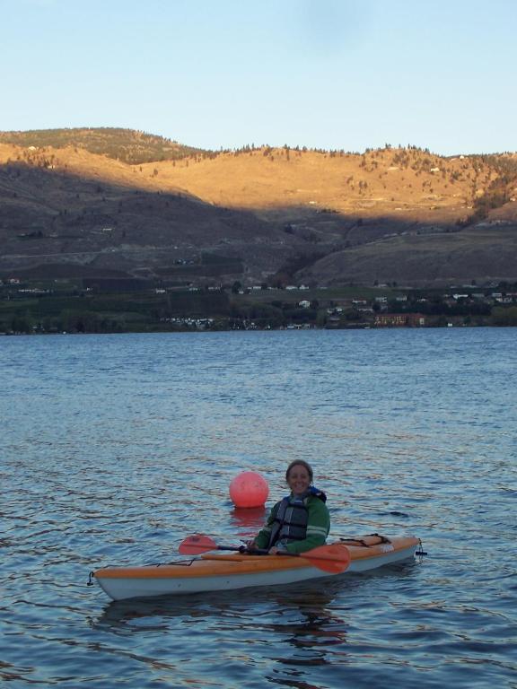 Destiny Beach Resort Osoyoos Esterno foto
